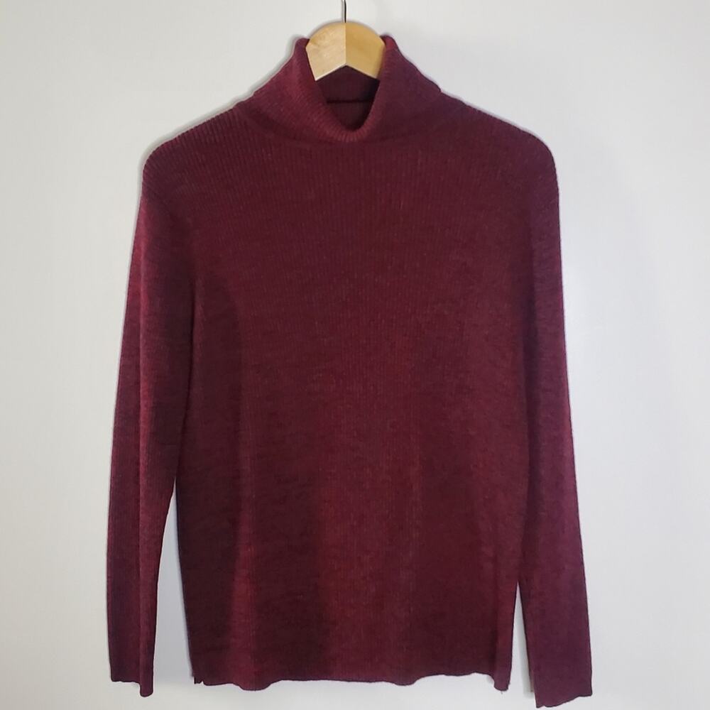 Modern Soul 100% Wool Marled Red & Black turtleneck sweater Size Medium